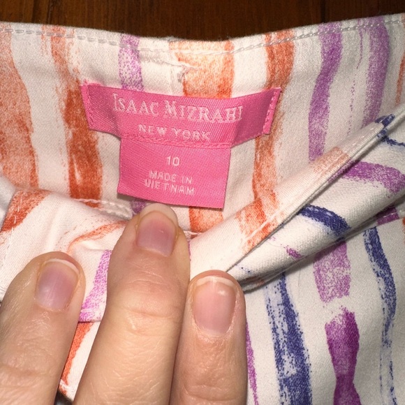 Isaac Mizrahi Women's Striped Summer Shorts | Watercolor Print | Sz 10 - Picture 4 of 5